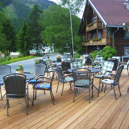 Hotel Wildrose Neukirchen am Grossvenediger Exterior foto